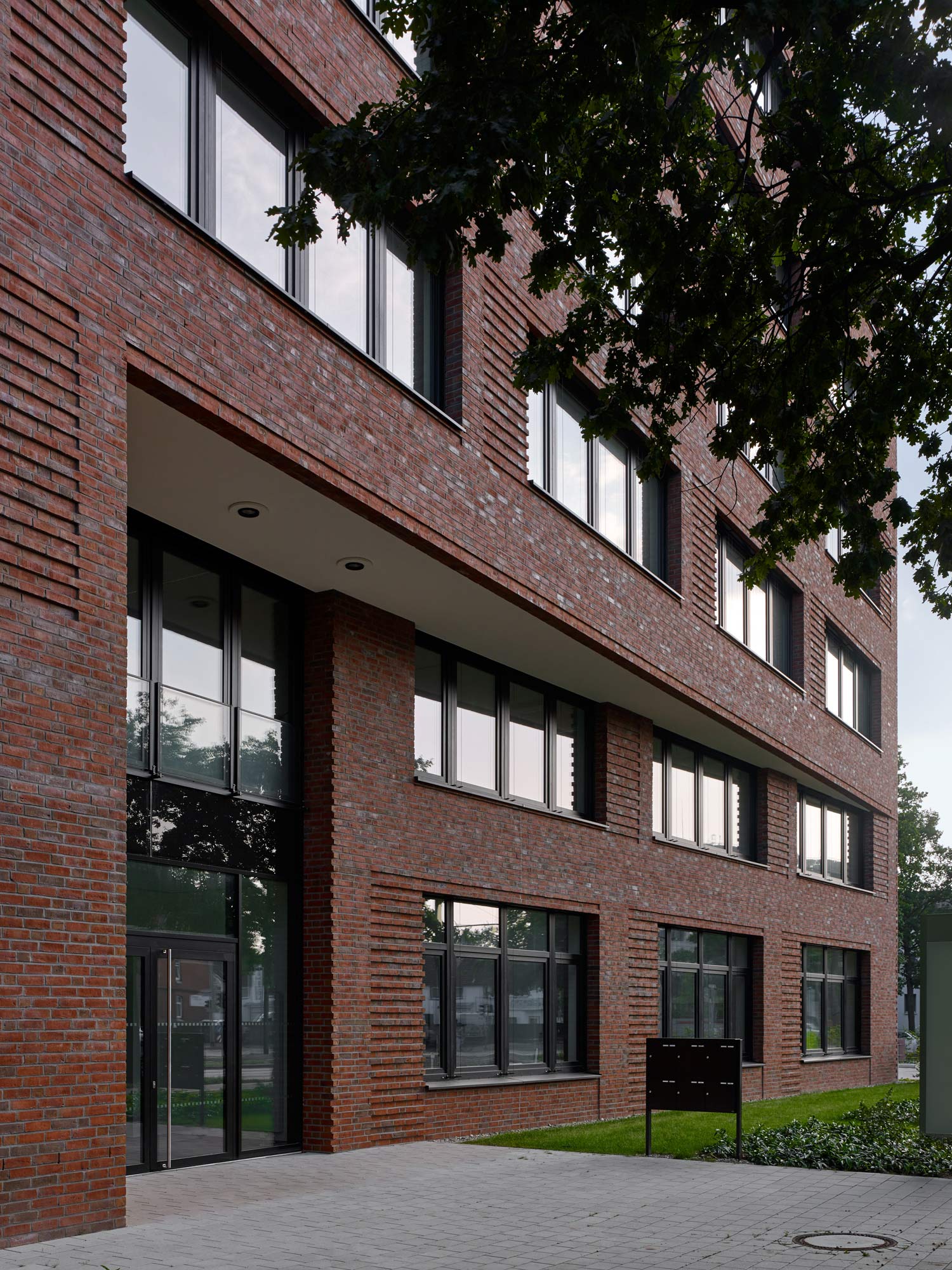 Büro- und Wohngebäude Podbielskistraße in Hannover, Foto: Stefan Müller