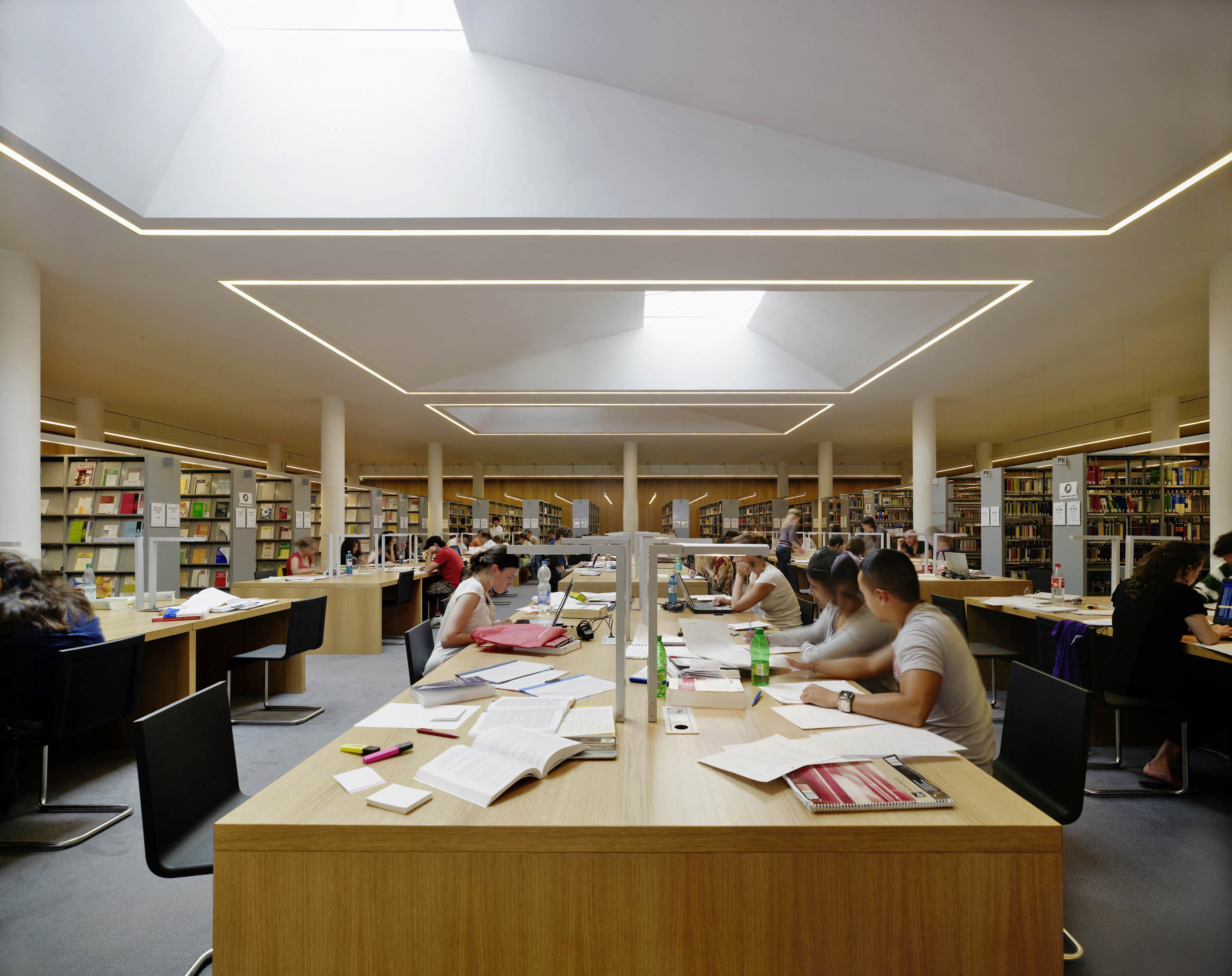 Fakultätsgebäude I, Goethe-Universität Frankfurt a.M. © Stefan Müller