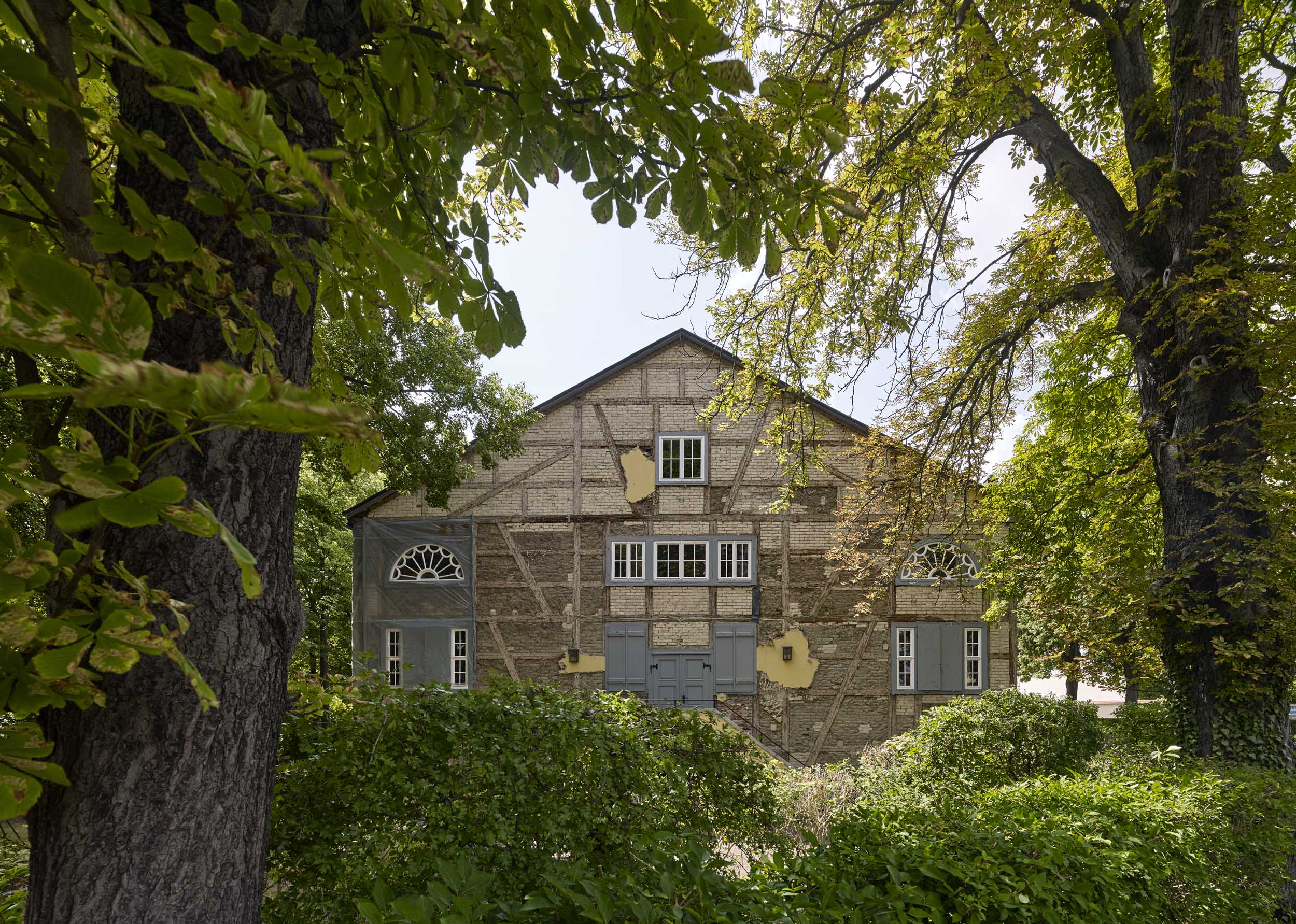 Goethe Theater während der Fassadensanierung, freigelegte Fachwerkkonstruktion 2015 © Stefan Müller