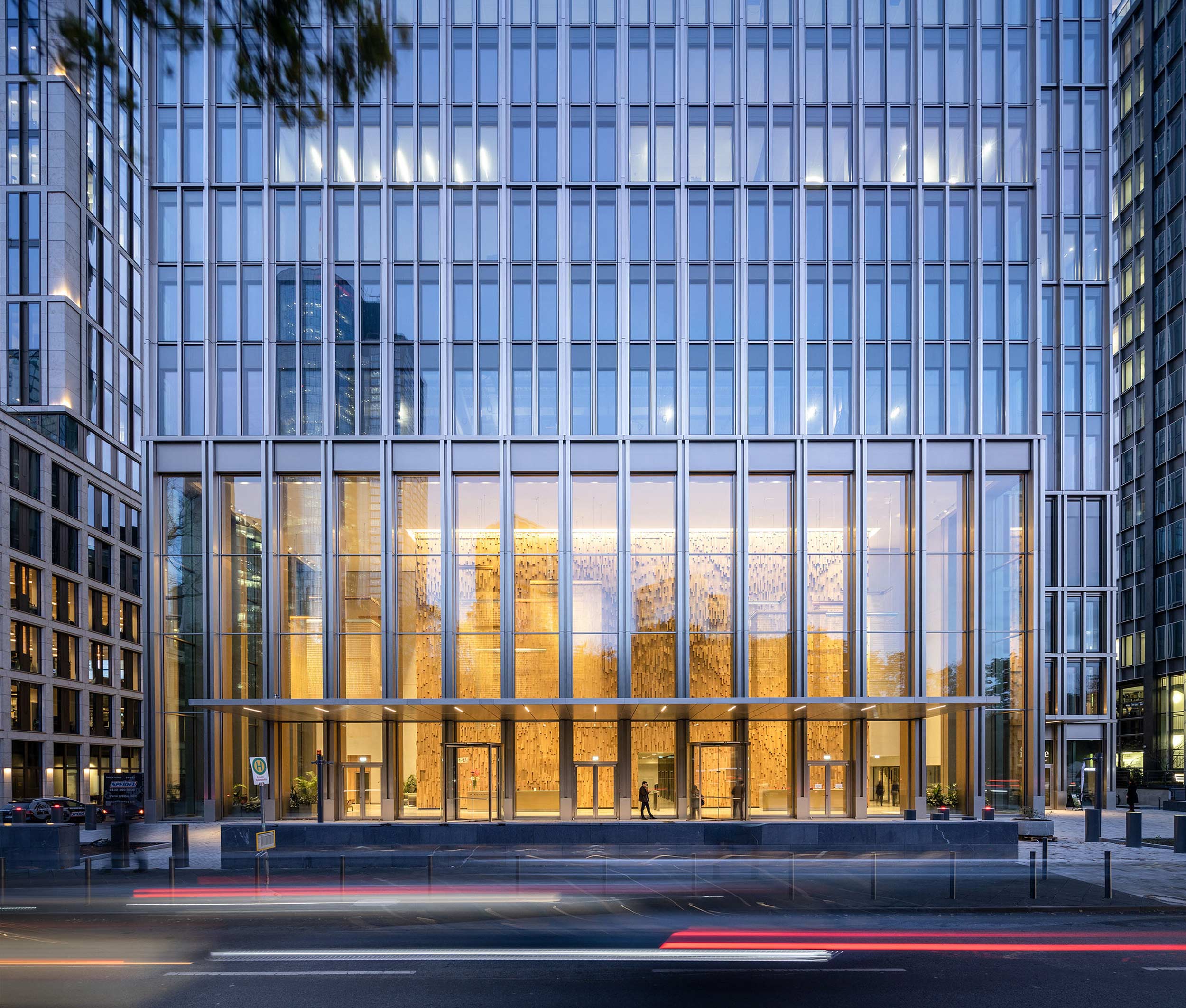 Marienturm in Frankfurt am Main, Haupteingang © Pecan Development GmbH